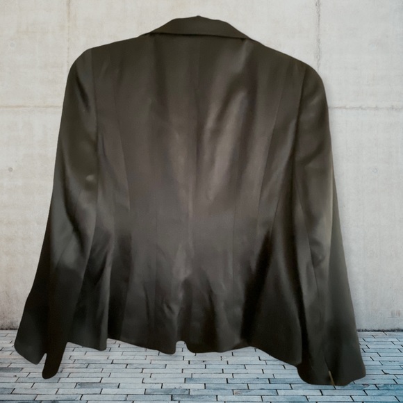 Akris Formal Silk Suit - Picture 7 of 11